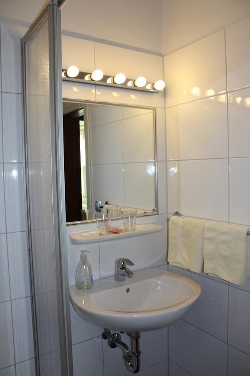 Hotel Am Siebenpfennigsknapp Luenen Phòng bức ảnh